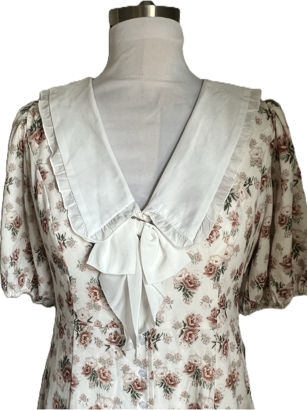 Floral Tie-Neck White Maxi dress with Dusty Rose Print. - Picture 3 of 5